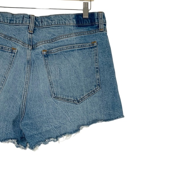 Abercrombie & Fitch High Rise Mom Shorts  Size 33 - Picture 8 of 10